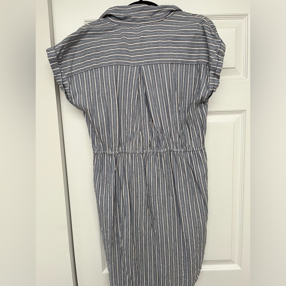 Striped summer dress - Picture 2 of 3